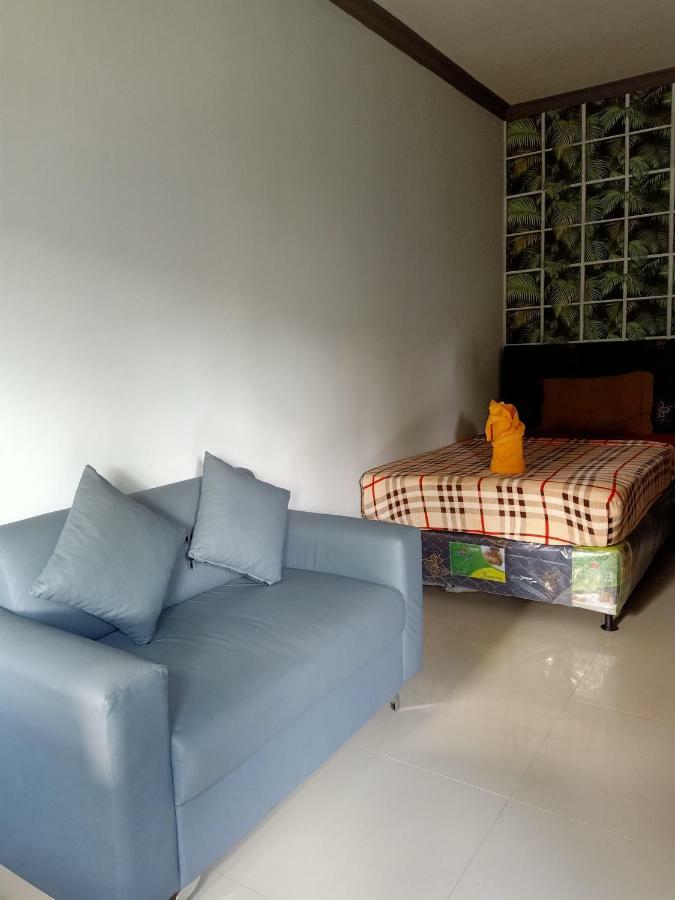 Tri Putri Homestay Kuta  Eksteriør billede
