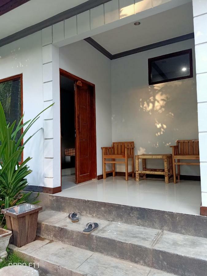 Tri Putri Homestay Kuta  Eksteriør billede