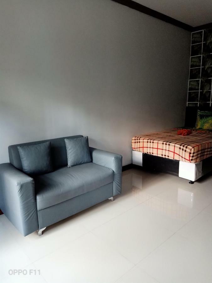 Tri Putri Homestay Kuta  Eksteriør billede